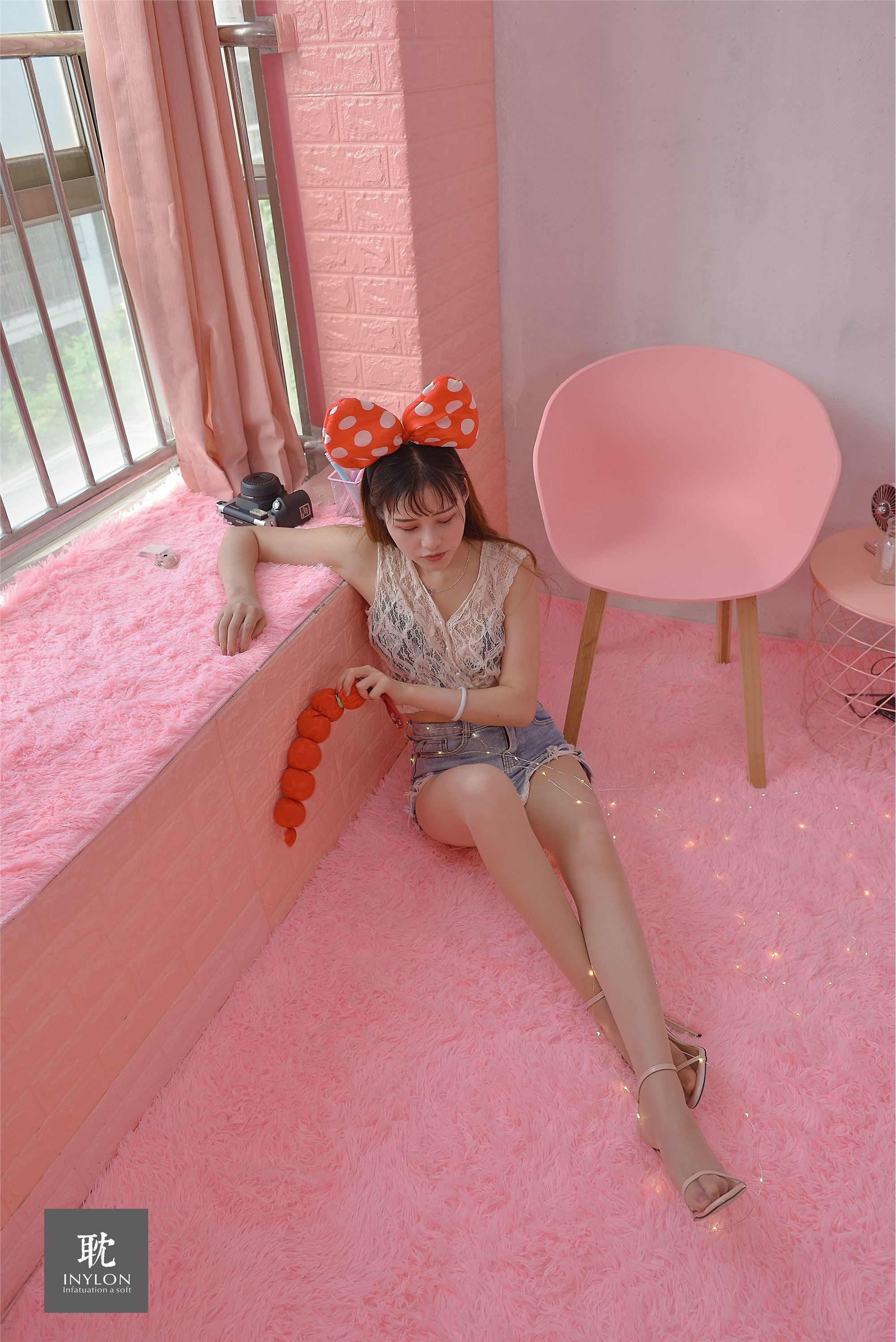 IESS异思趣向《普惠集234》- 模特：九妹《快乐的丝袜》